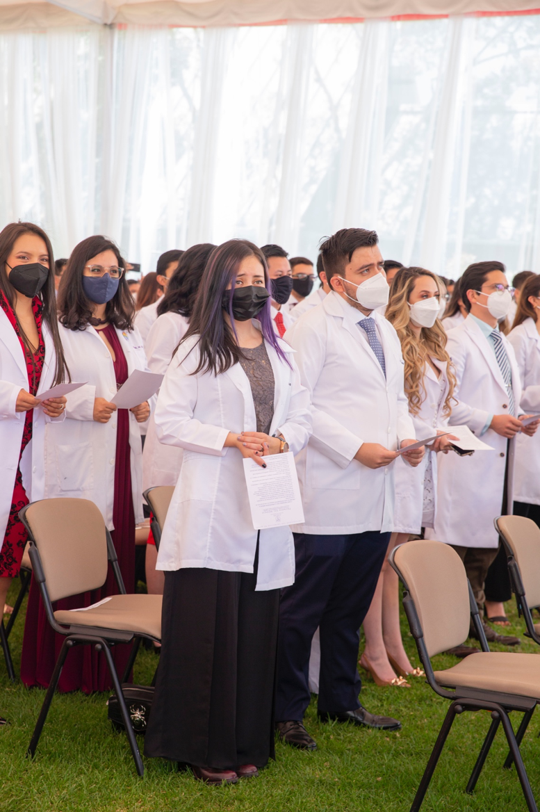 Ceremonia Mandil Blanco 2021 por Universidad San Francisco de Quito- fotografías